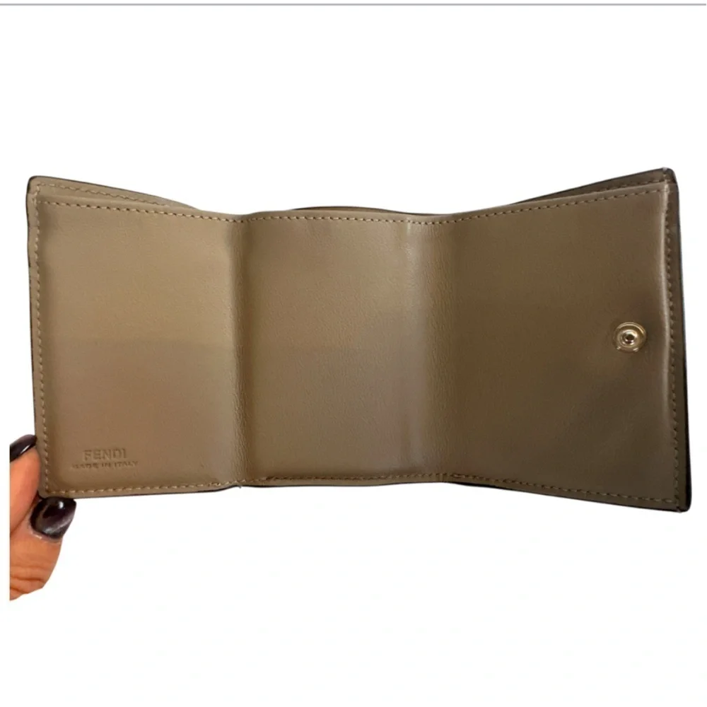 FENDI Tri-fold Leather Peekaboo Brown Womens Wallet PreLoved